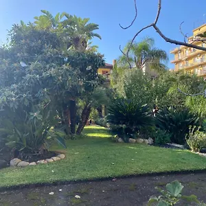 Casa vacanze Casa Delle Rose, Aeroporto di Catania Fontana Rossa